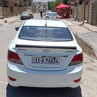هونداي اكسنت موديل 2012  محرك 1600   مكفوله كفاله عامه من الصبغ والضرب...