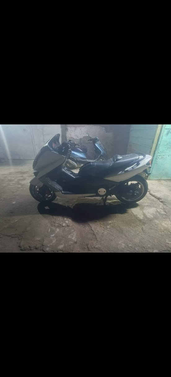 شعندك مراوس نزل دراجه تشتغل بس بيه يرادله تجفيت فول كله عليه ادامه ***********
