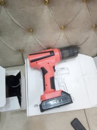 مكنسة سيارة • شحن