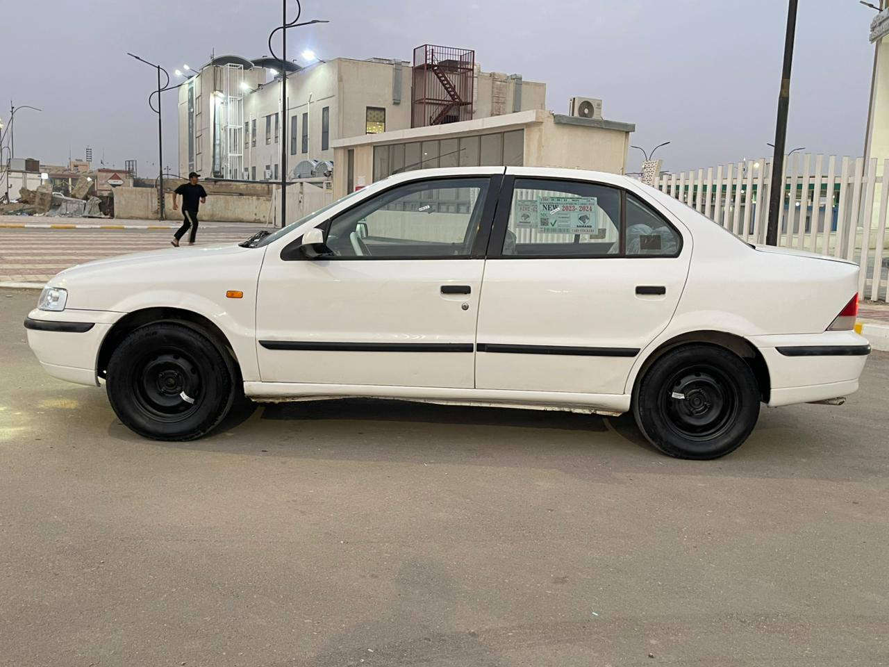 سلام عليكم سمند مديل 2011رقم ميسان سياره مكفولة من ضربه وتبديل مكينه كير حداديه كله جديد سنويه لغاية 2027مكان ناصرية مركز سعر 45 بيه مجال للسفسار عله هاذه رقم ‏‪***********‬‏   ‏‪***********‬‏
