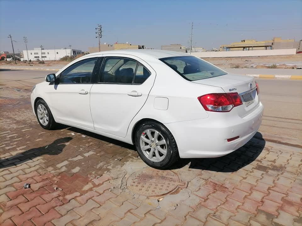 السلام عليكم السعر 42 
كريت ويل فولكس 2012 رقم بابل
كير مكينه حداديه تخم تاير خير من الله
كير مكينه كورله وتماتيك
مكفوله ضربه وتبديل بيه بس خياسات مصلحه
تبريد ثلج 
غرفته جديده 
كهربائيات كله ع وضع 
*********** مكاني واسط كوت مركز المدينه
