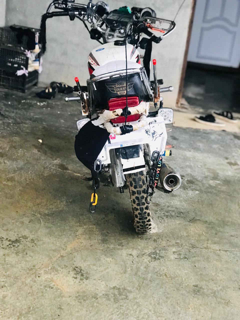 السلام عليكم تايجر 20 ابى الدرع وزن ثقيل شرط نظافه فول كهربائيات كلها شغاله من البقلايت للايت لا صرف لا تبخير محرك صافي ببدايه نضح دهن مراوس ايش عندك نزل بالتعليق اعطي فرق فوق انطي فوقه موبايل ايفون 7 بلس


**إذا كنت صاحب هذا الإعلان وتريد حذفه لأي سبب، رجاءا أرسل رسالة إلى الدعم الفني**