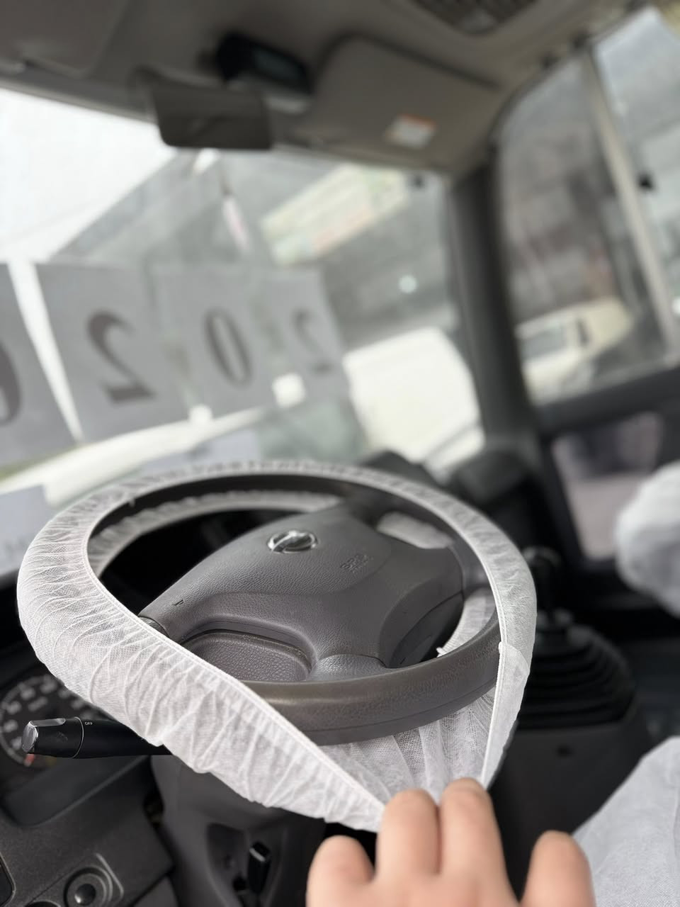 ماشاءالله تبارك الله الرحمن 
نيسان سيڤيلان2020

٣٠راكب به نزين 

فول فول مواصفات

دخول جديد 

ماشية 125000 

سه ياره كه به س پشى په م په بئ مه حجوون 

***********

***********
