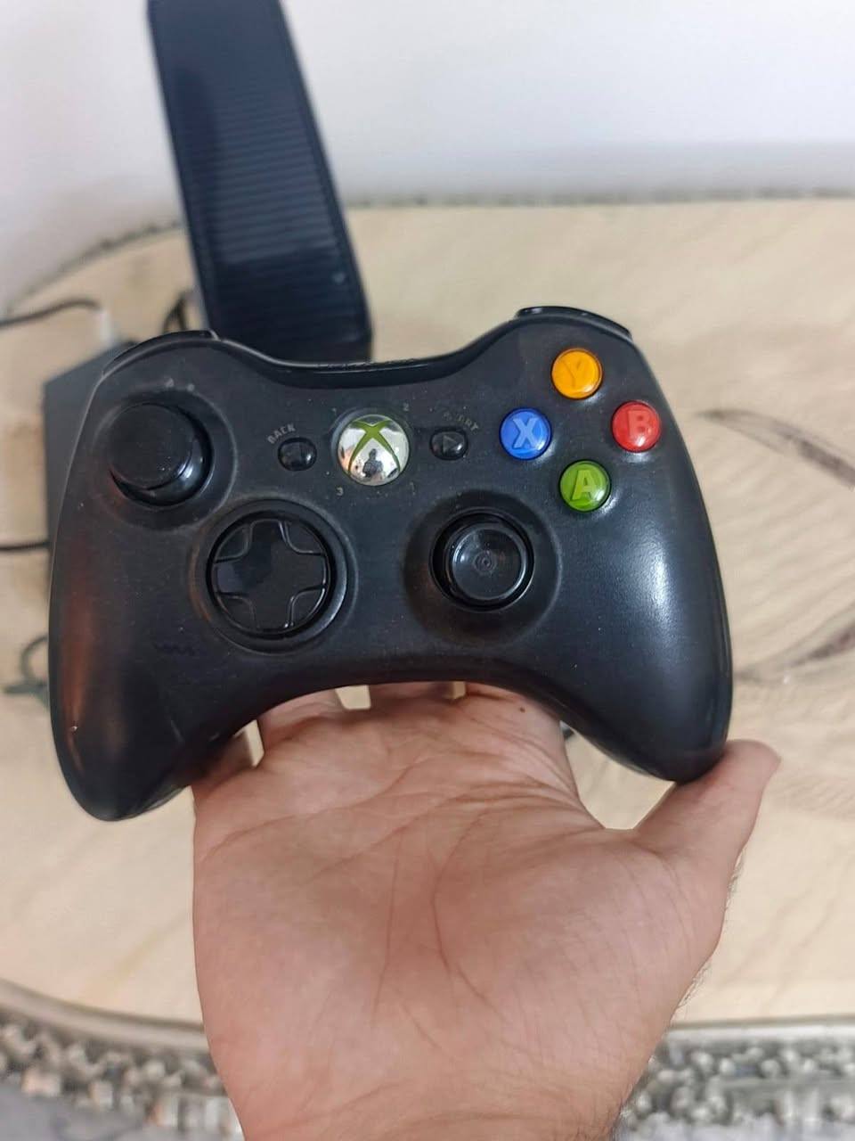 اكس بوكس 360 نظافة ١٠٠٪
متروس اللعاب 

يدات اصليات مو تقليد عدد ٣ 

 سعره ١١٥ 

واتساب 
***********
