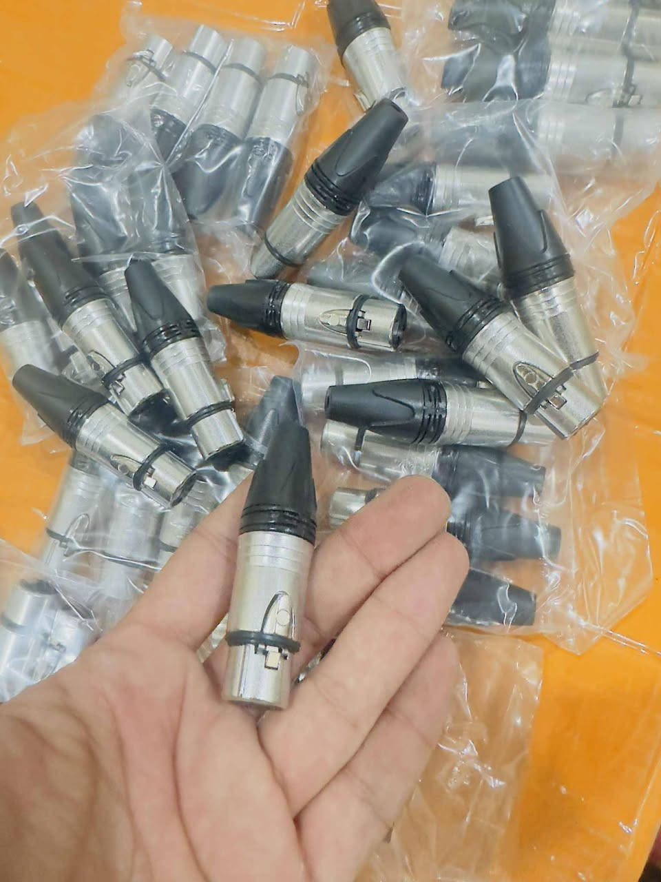 يتوفر فيش سماعه  
1-سبيكون 
2- بنانه (طلقه)
3- xR نثية 
4-XRفحل 
السعر خاص
متوفر كميات 
جمله مفرد


**إذا كنت صاحب هذا الإعلان وتريد حذفه لأي سبب، رجاءا أرسل رسالة إلى الدعم الفني**