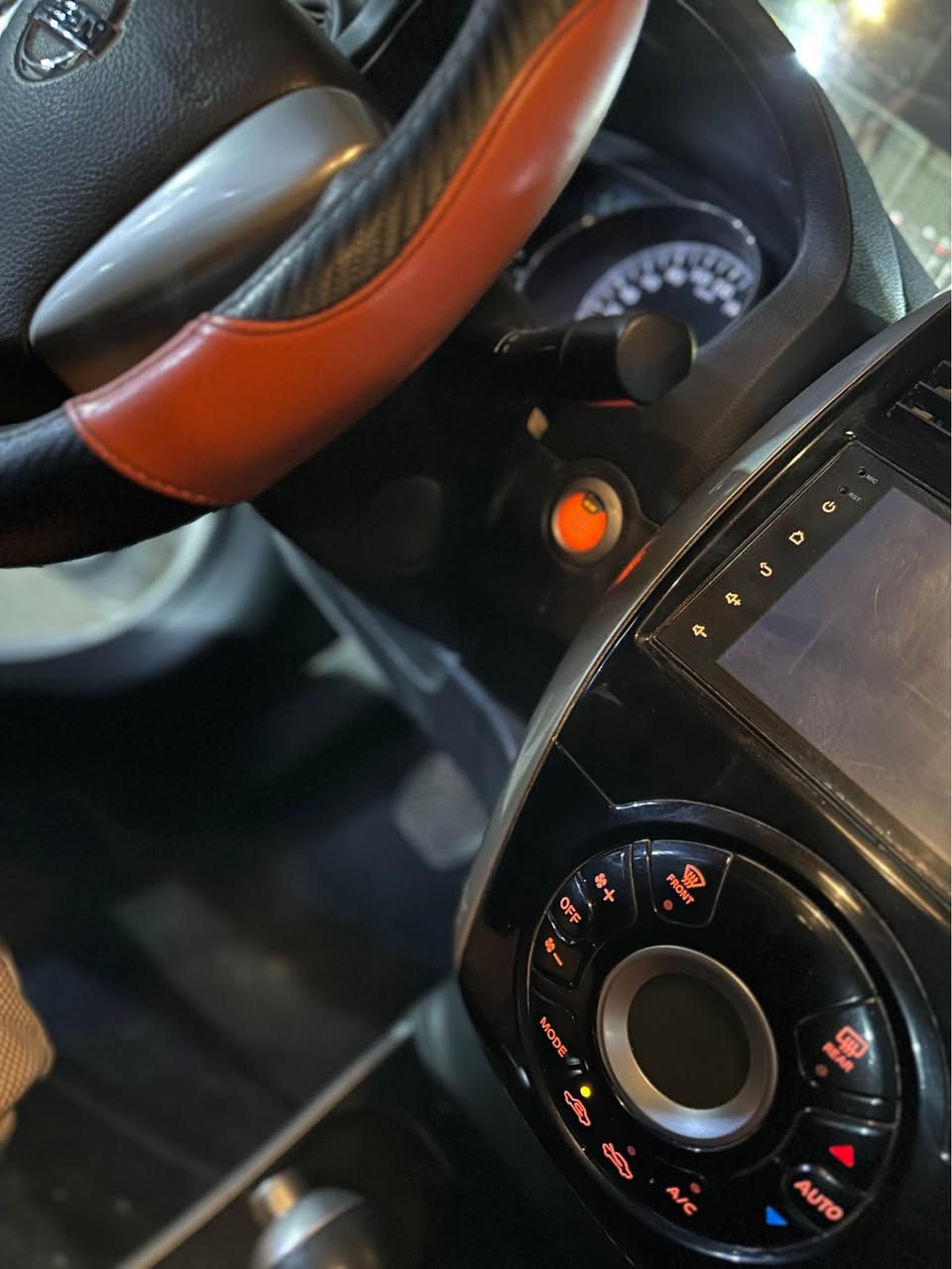 السلام عليكم نيسان شني 2023 خليجي فول مواصفات -بصمه - تبريد بيانو - كشنات جلد - تبريد قطعتين - ويل كب - اشاير ب المري السياره بيهه بارد بالجاملغ الامامي + طخه بباب الصدر مامصلحه موضحه ب الصور + صبغ ب الداير الخلفي مال حاملغ والباب ماشيه ٨٠ الف رقم اربيل بأسم شركه تريد تحويل او وكاله سعرها 102 مجال حگ الجيه *********** عنواني البصره البصرة, العراق
