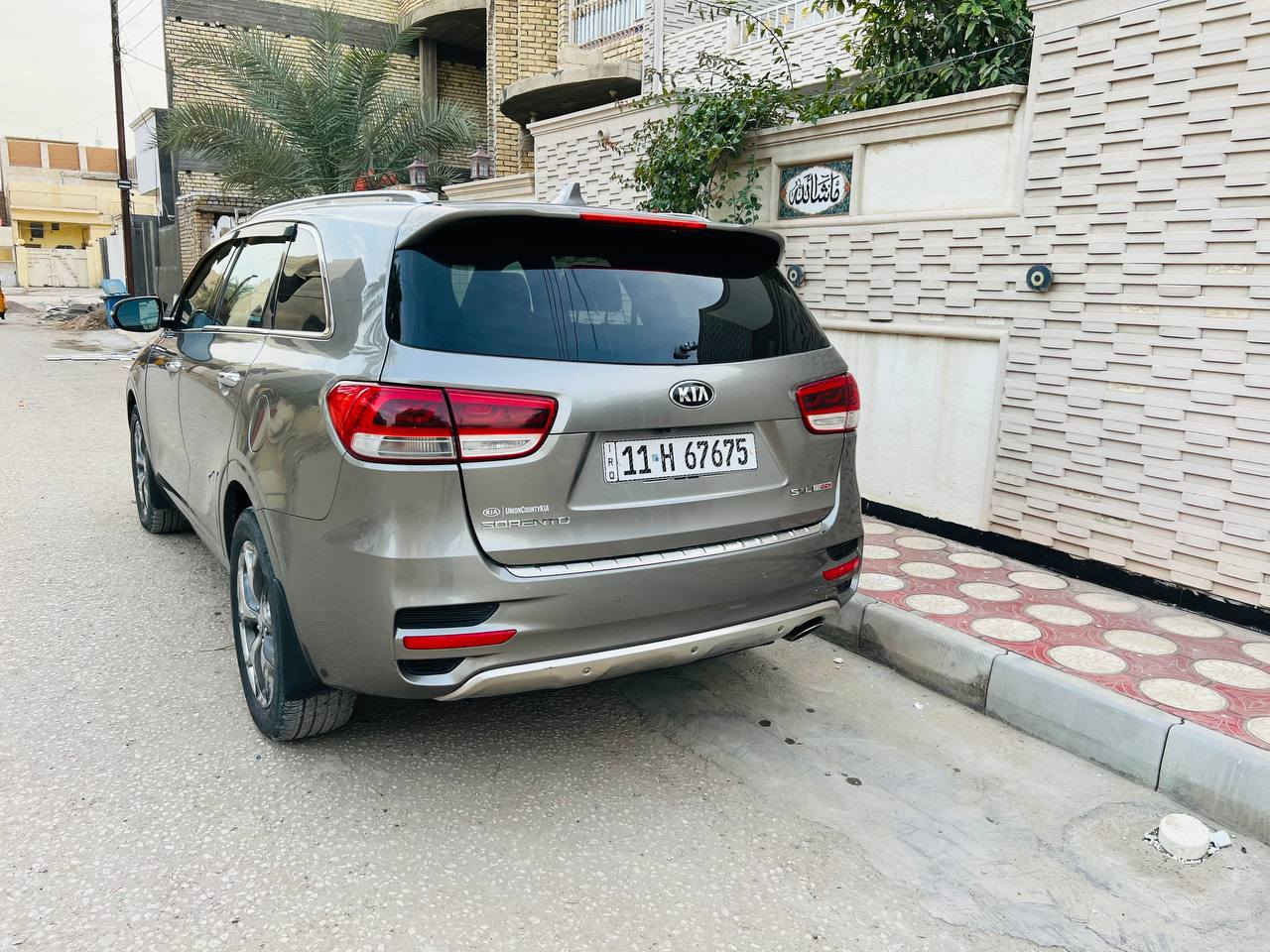 السلام عليكم
سورنتو 2016
رقم بغداد الجديد
محرك 2400 تيربو 
حادثه قطعتين فقط جاملغ خلفي والباب 
السعر 155
مكاني بابل
الاتصال *********** حلة, بابل
