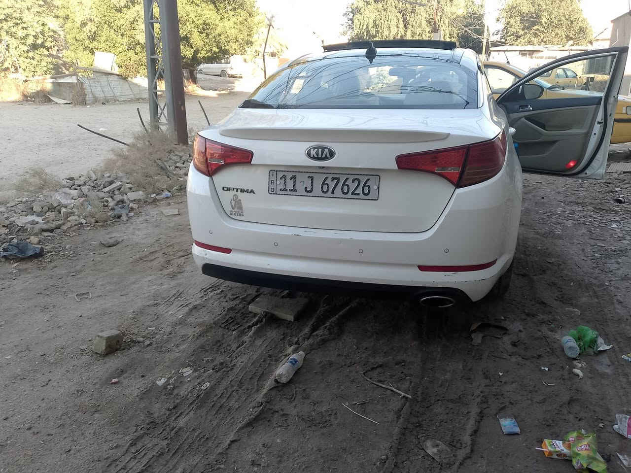 سلام عليكم اوبتما 2013 خليجي  ماشيه 106 الف محرك 2000 دوش مامفتوح مكفولة من صبغ وتبديل بيه بس بارد باب صدر  ومامبين  تخم تاير جديد موصفات بصمه تشغيل وابواب بانوراما كشنات جلد  شفتات ستيرن مري شفط  ثلاجة بجكمجه سيارة نظيفه ومامتعوبة  باسمي مكاني بغداد السعر 145
***********
