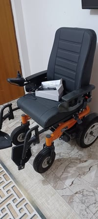 كرسي كهربائي • جديد • بيه مجال