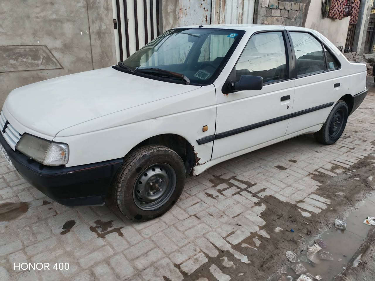بيجو روى 2010 رقم بابل باسمي دولي تحويل تاجيات
تبريد شغال
كير تمام 
كهربائيات شغاله
يراد لها ترتيب 
كشرتها حلوه مثل ماوضحه
بيها مكينه تبخر 
وبيها خياسات بجاملغ الخلفي والامامي من جوه 
صدر جديد بدلته دبلات وبوش كله جديد 
طستها كلش حلوه 
بيها زوج تايرات جدد 
وزوج نص عمر الخلفيات
عارضها ب٢٥ وبيها مجال جداً بسيط 
مكانها بغداد الغزالية

للاتصال  ***********
