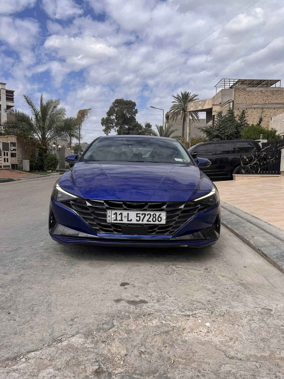 سلام عليكم
النترا موديل 2023 للبيع 
بانزين وهايبر سياره كوريه وارد امريكي 
موصفات سيارة 
بصمة 
فتحة
كشتات تدفئة وتبريد 
كشنات خزن ميموري 
كشتات كهربائي 
رادار امامي وخلفي وجوانب 
نقاط عمياء 
سياقة ذاتية 
تحديد مسار 
بيها هواي موصفات سيارة فول 
3 قطع صبغ 
سعر سيارة: 165$ بيها مجال 
المكان سيارة: بغداد حي القادسية او اليرموك 
الاستفسار : ***********
