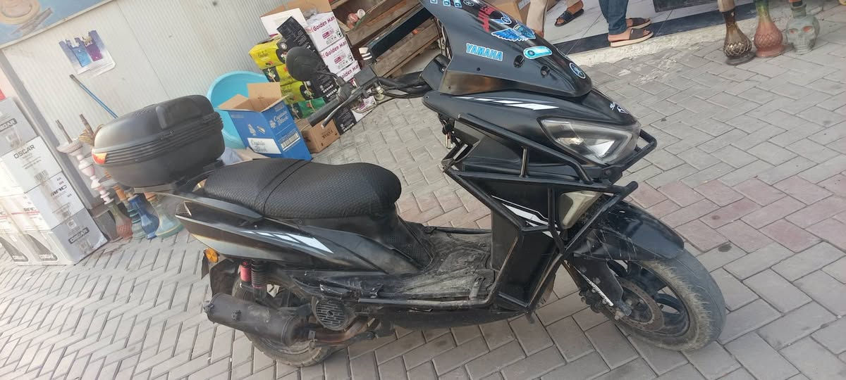 سلام عليكم دراجه البيع 
دراجه رياضي محرك مكوفل 
سعر 850وبيه مجال 
عنوان زعفرانيه 
الرقم ***********

