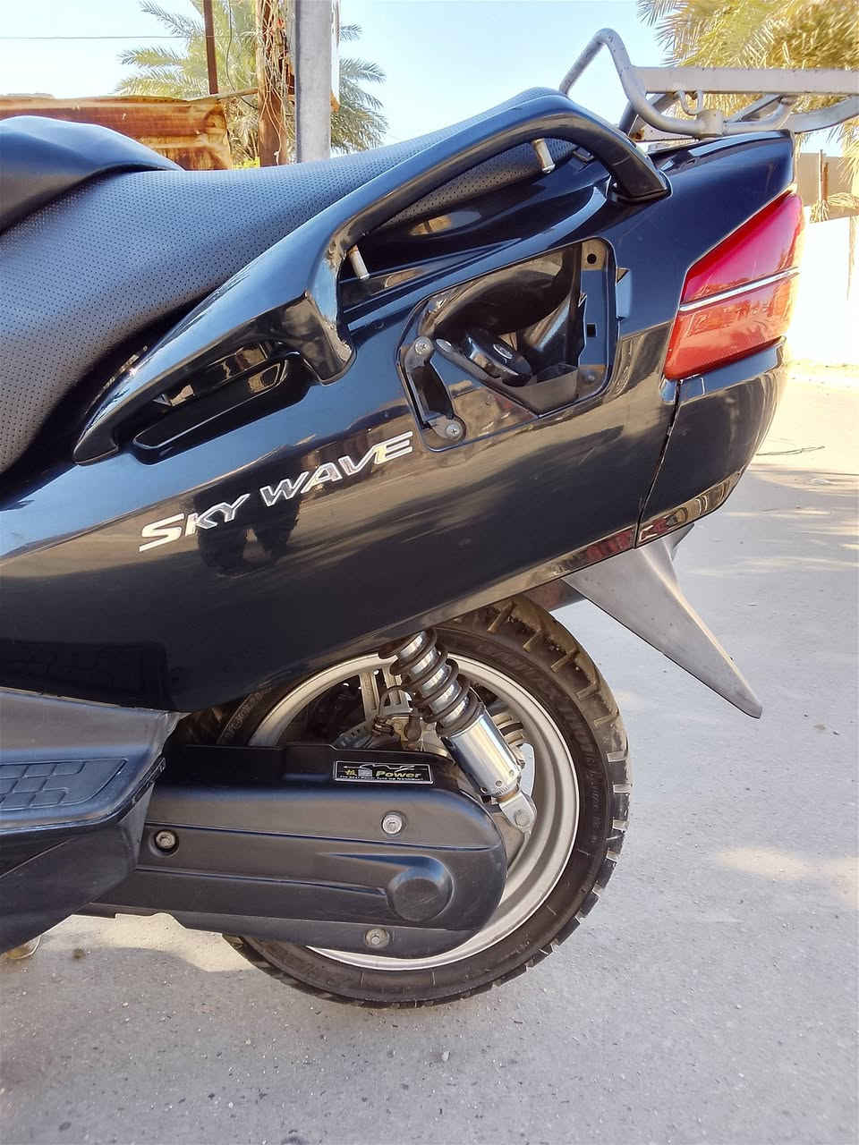 سلام عليكم شباب دراجه سكاي والف فول مواصفات البيع الشراي يجي خاص اوينتصل على هذه ***********
