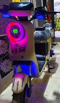 دراجه شحن ار ٩ السعر 150 للبيع 07777633080