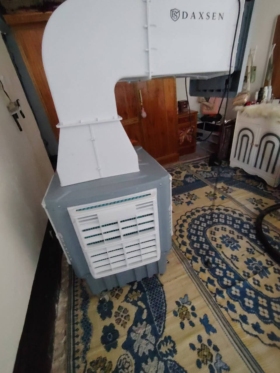 السلام عليكم مبردة دكسن استعمال اسبوع شرط سعره 250 قفل بدون عمله
ونانو مع بوري جديد استعمال شهر امانه الله قفله 70 الف. 
المكان ابوصخير 

***********
