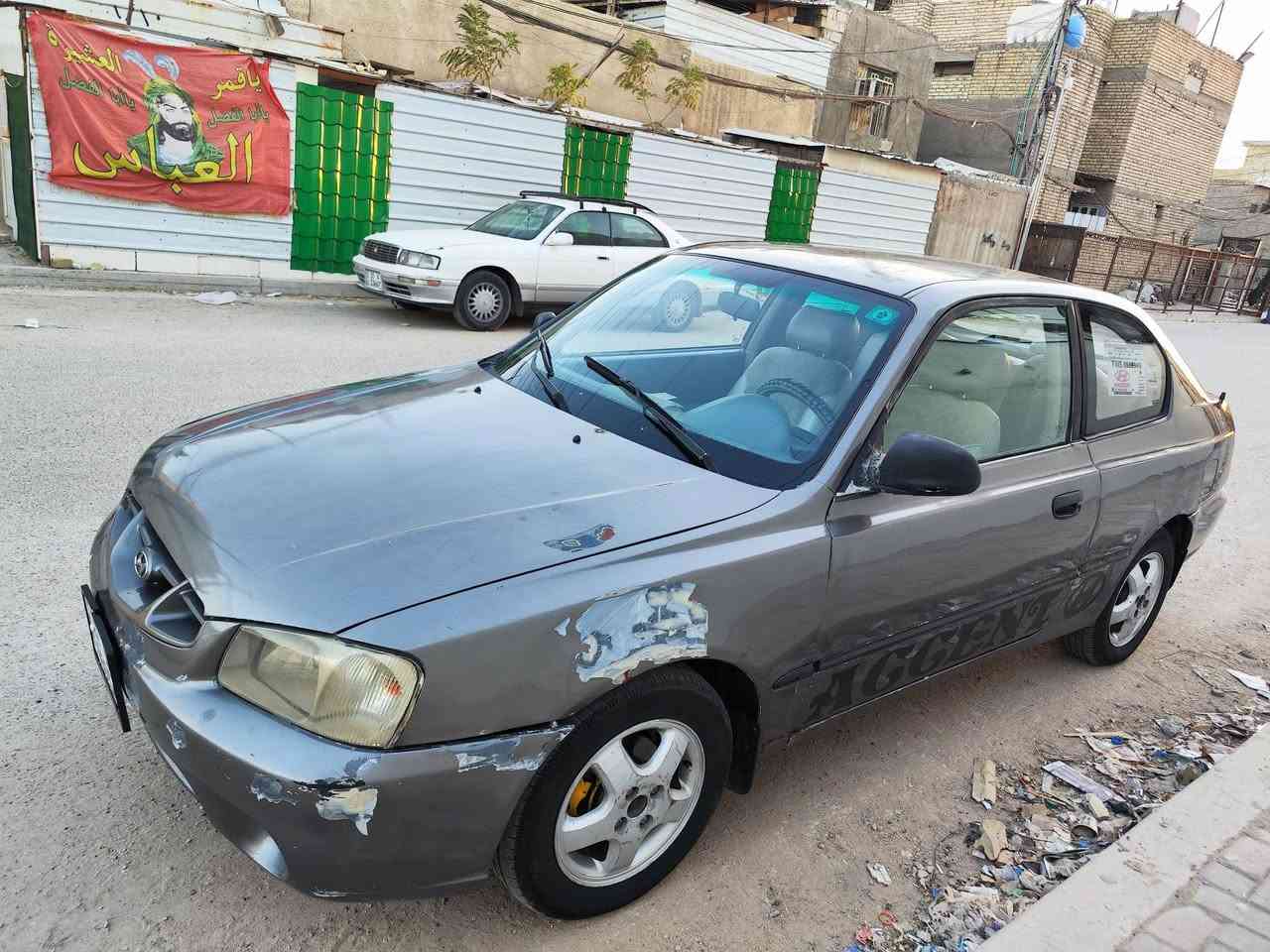 السلام عليكم اكسنت موديل 2000 تك باب كير  عادي  مكينة لاتبخير ولا تنقيص حداديه جديده تبريد ثلج منضومة جديده رقم بغداد انكليزي بأسمي شاشة وسنتر لوك وجام كهرباء مكان بغداد  حي اور السعر 35  وبيها مجال  للأستفسار ***********
