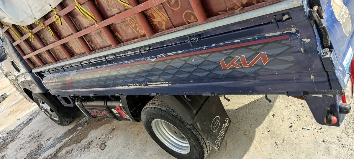 سلام عليكم كيه فحل مسكر 7كير كير ومكينه
 وحداديه جدد رقم بغداد مداور ثاني يوم 
مديل 2014 حلو السياره احله من الصوره 
مكانه نجف السعر 110 واذا اكو مراوس ب كنتر 
***********
