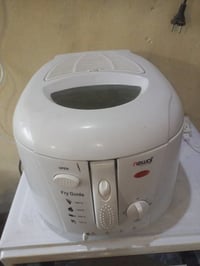 قلاي شرط الشغل مامستخدم سعر 15الف 07726669871