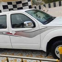 للبيع نيسان نيفاره موديل 2014 سياره نضيفه و جاهزه تبريد حداديه كير  مك...