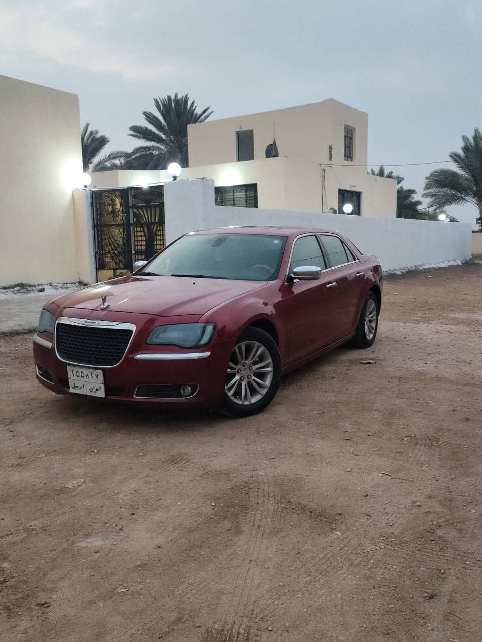 � أوباما كلايسلر 2012 – أعلى فئة | مواصفات تكول عنها ماكو أخته! �

إذا تدور على فخامة حقيقية بسعر معقول… هاي فرصتك 👌

المواصفات (فئة فل كامل):
1️⃣ بانوراما 🌤
2️⃣ حساسات أمامي + خلفي
3️⃣ رادار مراية + رادار أمامي
4️⃣ كشنات أمامي وخلفي تدفئة ❄🔥 وتبريد
5️⃣ ستيرن تدفئة
6️⃣ ستيرن كهربائي
7️⃣ إشارات بالمرايات
8️⃣ أماكن أكواب تدفئة وتبريد
9️⃣ بردة خلفية أوتوماتيك تنزل وتصعد من تعشق R
🔟 دواسات تحكم كهربائي
1️⃣1️⃣ كشنات ذاكرة
1️⃣2️⃣ كشنات تدليك
1️⃣3️⃣ شاشة كبيرة + كير طيارة ✈

السيارة حرفياً مواصفاتها نادرة بهالموديل، وجاهزة خير من الله، فقط تحتاج تحديث اذا حاب وخلص بعد ما تنباع .

✅ كندي داخله كلين
✅ تبديل بنيد بالعراق (شرط أصلي أبو الليبل – مو تجاري)
✅ ممشى 107 ألف ميل
✅ بأسمنه تداور بأي وقت

💰 السعر: 185 وبيه مجال بسيط 
📍 الموقع: بابل – شوملي

اللي مهتم يتواصل ويانه ويتدلل 🌹
فرصة ما تتكرر بهيج مواصف
صاحب السياره هذا رقمه 

0785 366 1141
