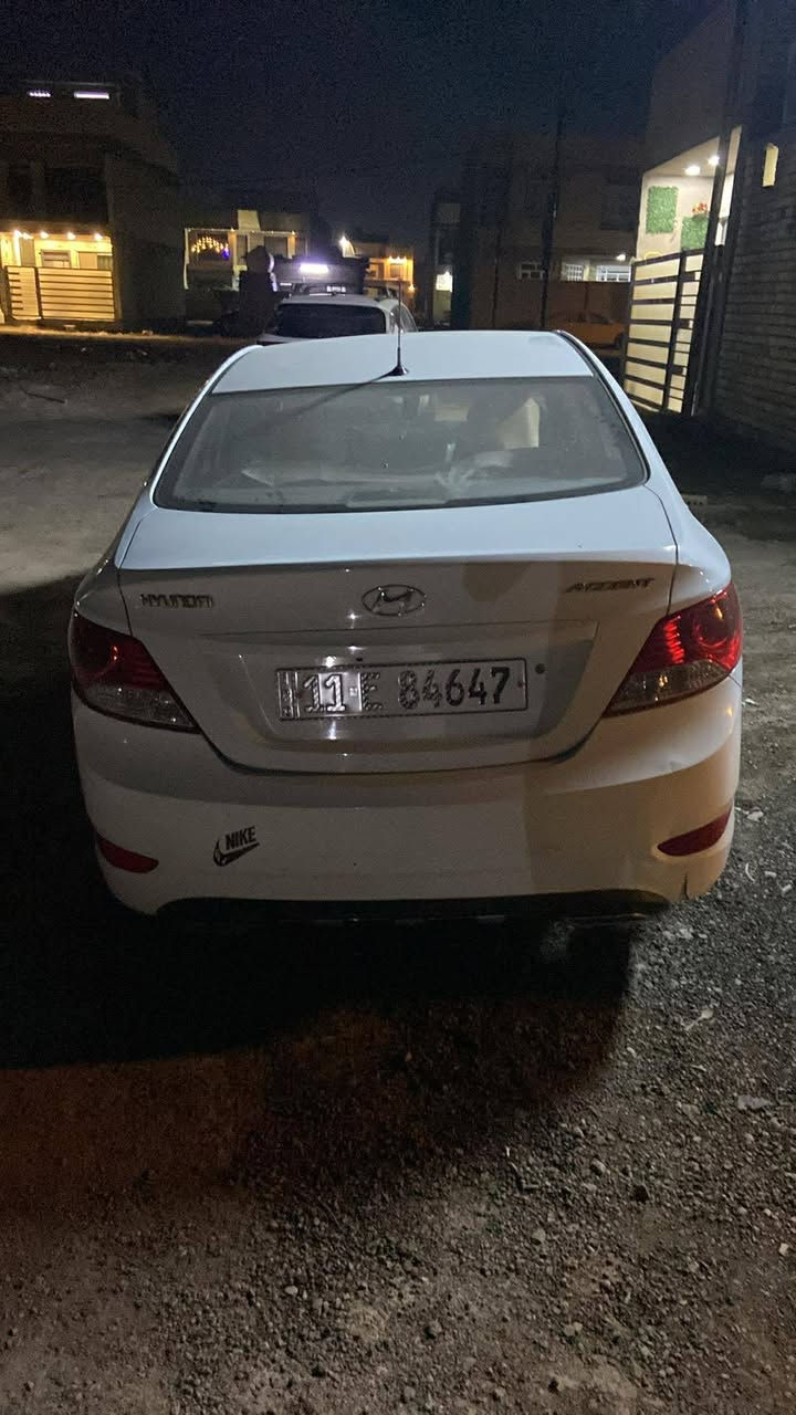 اكسنت 2013 خليجي مكفوله كفالة عامة محرك 1600 قطرتين رقم بغداد الجديد تحويل شوكت متريد سيارة جديدة بدون قطرة صبغ لغود شواصي مكفولات بجم كبس السعر 98 وبيها مجال بسيط رقم الهاتف *********** تريد اتصل مكاني بغداد
