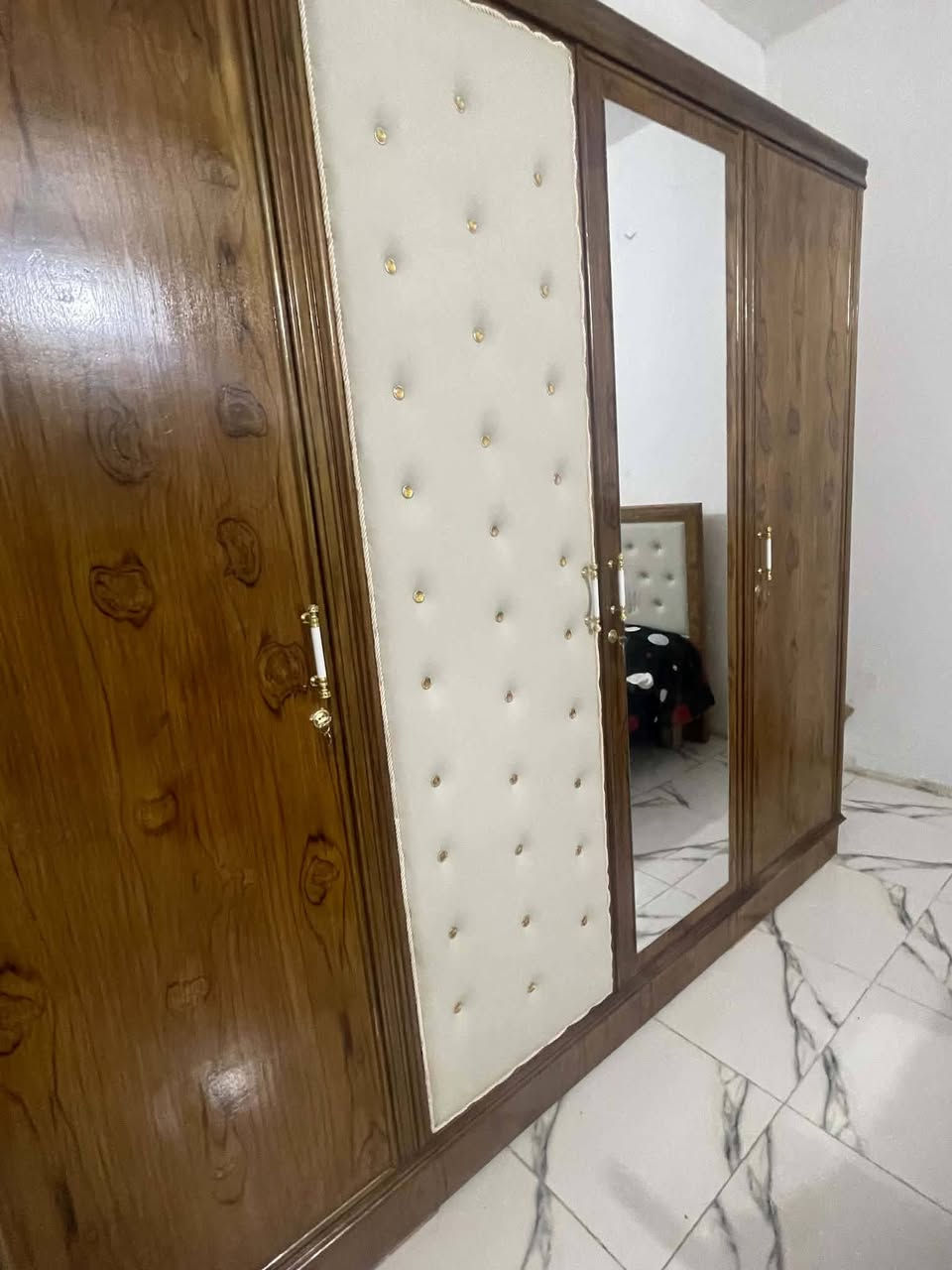 للبيع غرفه اخشاب جديده مامستخدمه انجاره تفصال داخل واخارج صاج سعرها مليون و 300 وبيها مجال العنوان سامراء للاستفسار مراسله الصفحه


**إذا كنت صاحب هذا الإعلان وتريد حذفه لأي سبب، رجاءا أرسل رسالة إلى الدعم الفني**