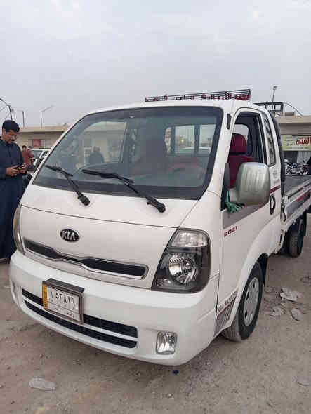 السلام عليكم 
كيا حمل نثيه  موديل 2017 
سياره كفاله عامه بغداد الكماليه 
سعرها 118$وبيها مجال لشراي
***********
