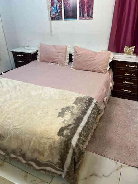 صاجيه باب اول درجه اولى للبيع تفاصيل خاص وبعد بيهه قطعه واجهيه جربايه *********** بغداد
