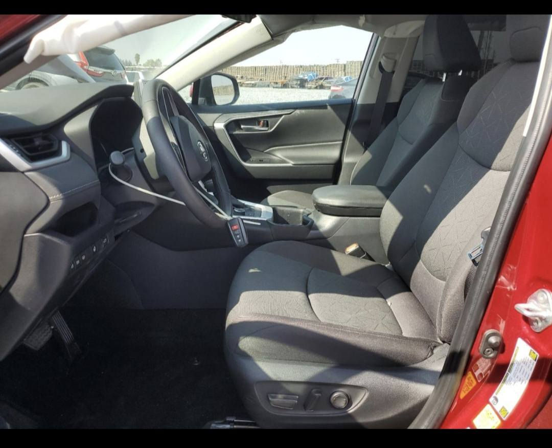 RAV4 XLE 2024 HYBRID
السيارة كليييين (بيها طخة كلش خفيفة بالباب)
تصير بدون صبغ 

بجم كبس امامي وخلفي

ماشية ٢٠ الف

تمشي وتشتغل 

مصلحة ارباكاتها مال بردة 

حداديتها مصلحة 

يعني السيارة جاهزة 

فول مواصفات للأخير ماعدا البانوراما 

حاليا السيارة بالحرة 

تدخل حرة وتدخل على كتاب  شهداء

للأستفسار اكثر الاتصال على الرقم 

***********
