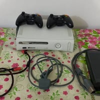 اكس بوكس ٣٦٠ • يدتين ملحقات • ٦٥ لعبة GTA5