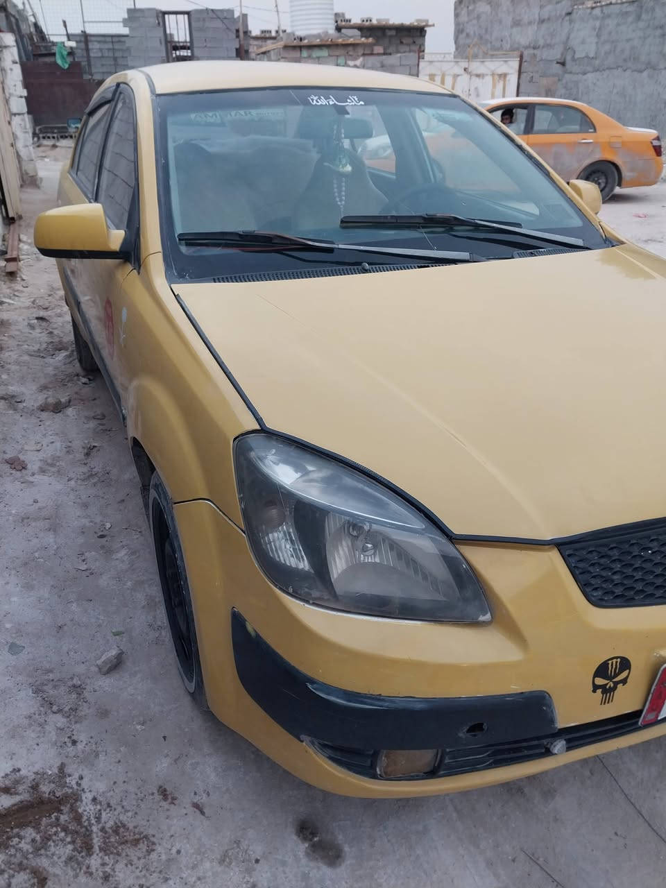 سلام عليكم كيه ريو مديل 2009 ورد خليجي 

كير مكينه حداديه امامي خلفي كفاله تخم كيراتوماتيك تاير تخم ويل كهربايات كله شغاله جام سنتر لوك قفل مكينه 1600هيه وغرامات هيه مصفر بيه خط بحث جديد سنويته 27 
راعيه ماوصله اتكفل سرقه وعشارين سعر 47بيه مجال 
مكان سياره كربلاء رقمه الماني نجف ابيع بدون راعي
ضربته جنطه وصله الحوض معمره سياره ماناقصه اي شي 
جاهزه مال تكسي كبل الشارع اي نقص بابيه مكينه كير  حويه كير اتوماتيك كفاله رقمي ***********
