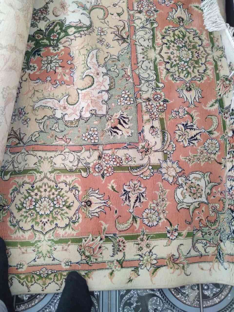 السلام عليكم زوالي عدد٣ ايراني قياس ٣×٤السعر ٢٥٠العنوان مجاور العاب السيديةت ***********
