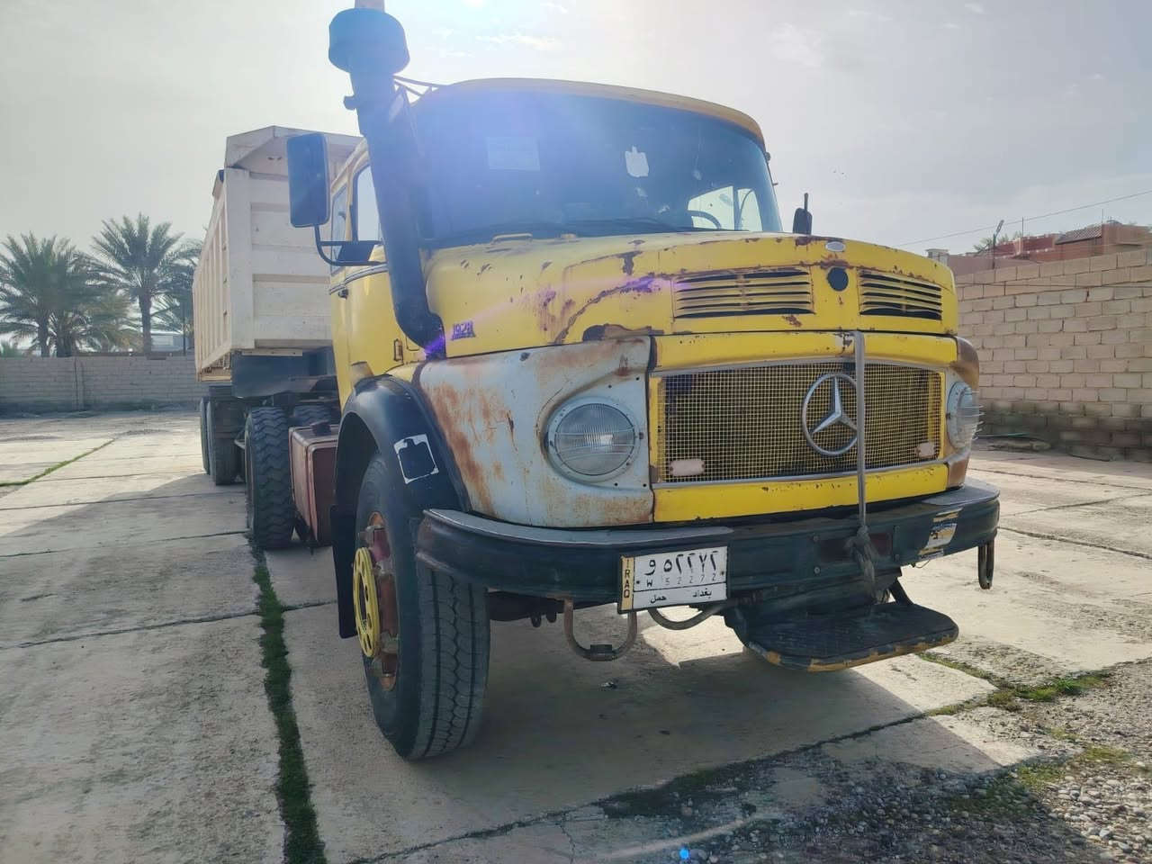 السلام عليكم للبيع اقجم موديل 82 جاهزه مكينه سوبر كفاله كير 111 كفاله  عربانه 26 متر حداديه الفلوجه مجموعه براد 16 رقم بغداد تحويل ثاني يوم السعر المطلوب 2 دفتر و80 ورقه مكانها رمادي 
***********
