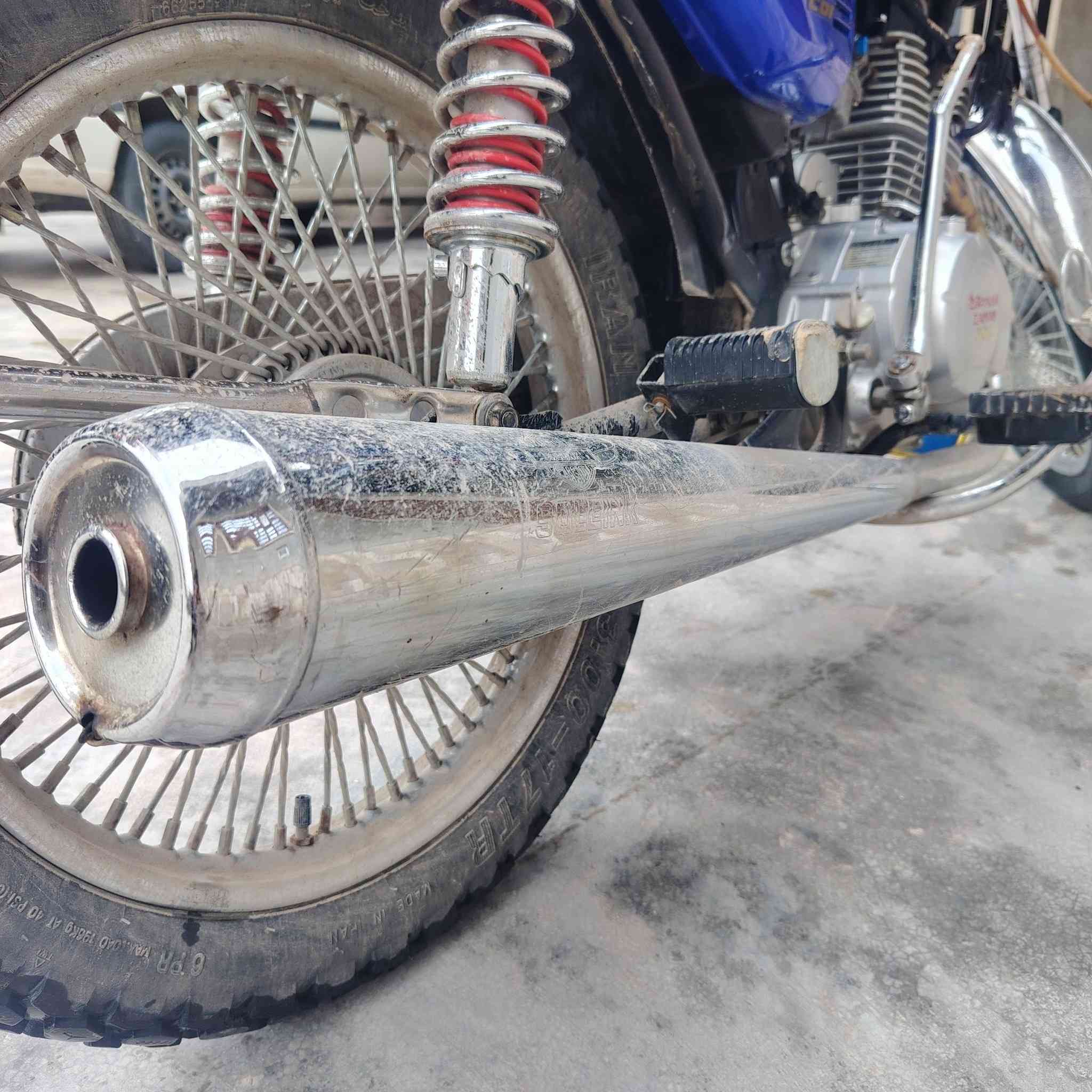 السلام عليكم
صالنصه كاتم مراوس بصراخ صوت عالي ***********
