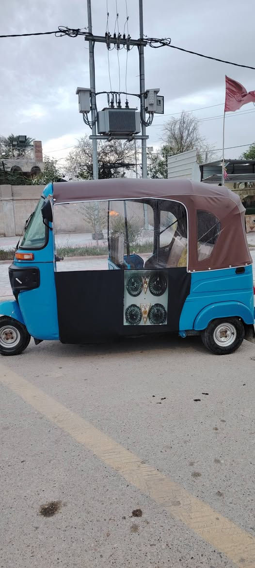 سلام عليكم بيع مستعجل تكتك2021باجاج مكفوله كافاله عامه رقم وسنويه والوحه نكليزي المكان واسط قضاء الحي رقم ***********
