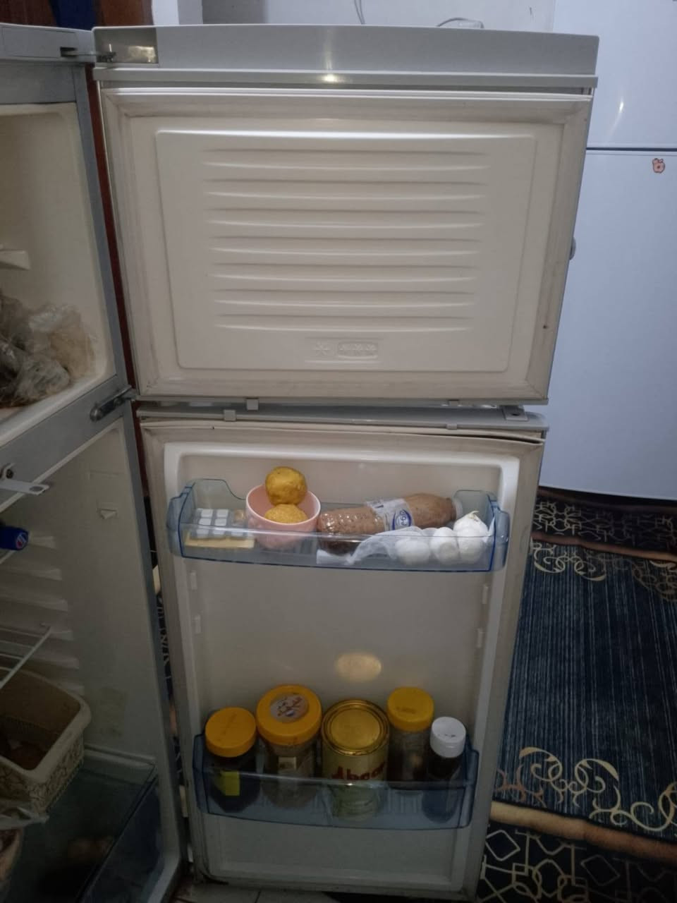 السلام عليكم مكلفه بالنشر ثلاجه للبيع نظيفه السعر 150وبيها مجال العنوان الشعب


**إذا كنت صاحب هذا الإعلان وتريد حذفه لأي سبب، رجاءا أرسل رسالة إلى الدعم الفني**