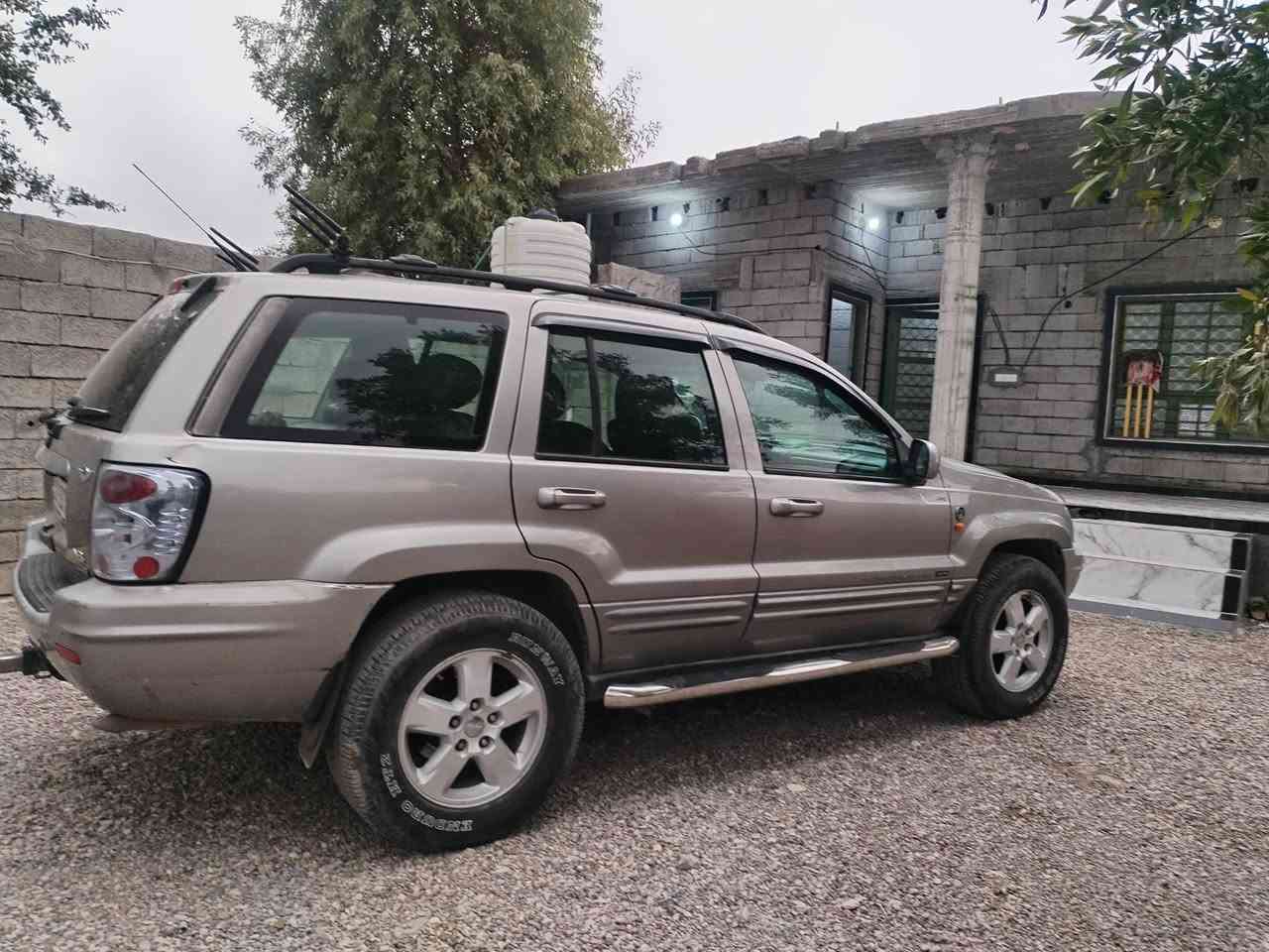 موديل 2002 رقم سليمانيه بسمي سنويه 30 شرط تحويل مكينه 8 منضومه غاز ١٠٠ لتر سياره لاصرف لابخار تخم تاير تبريد وارد ياباني سعر 75 اوبيهه مجال مكان ديالى رقم الجوال ***********
