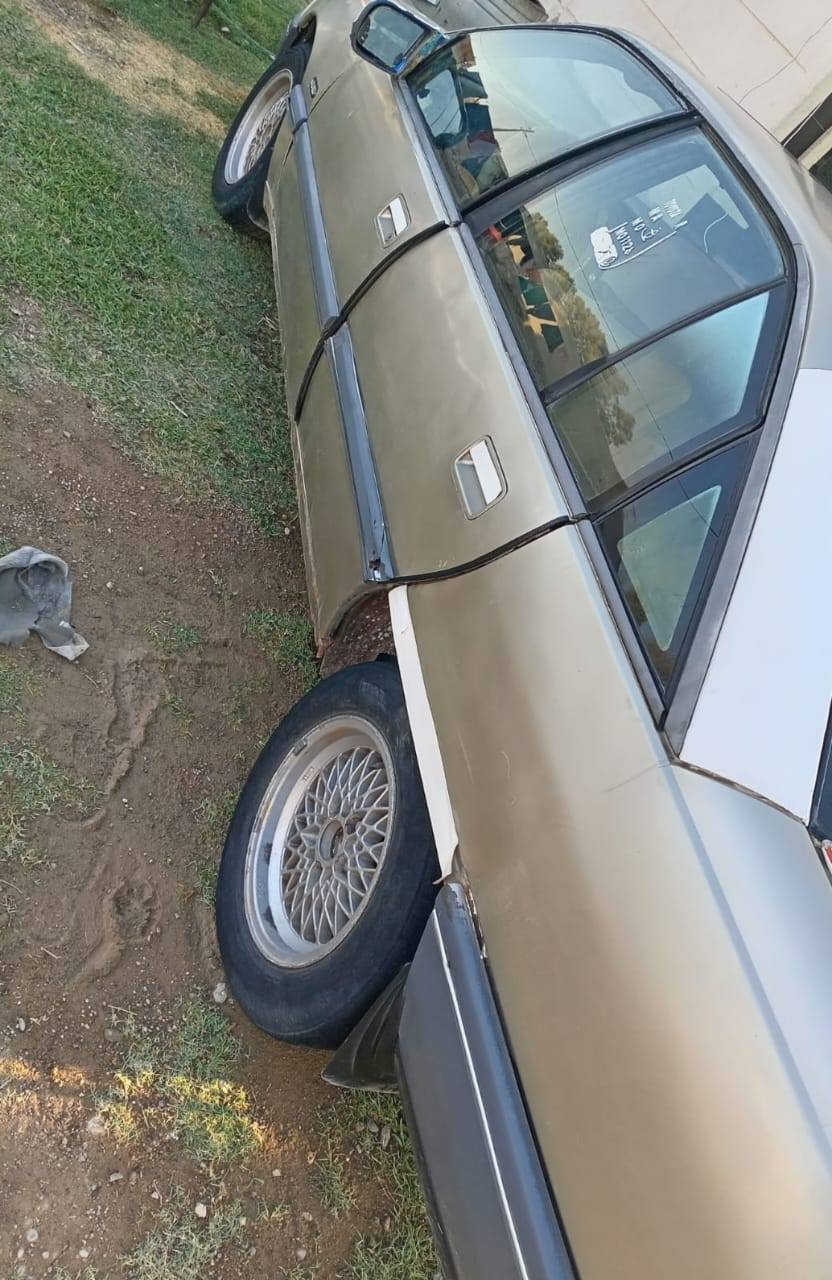 السلام عليكم
اوبل اوميكه ..للبيع فقط .
محرك. 2000
رقم انبار ماشيه معامله رقم انكليزي وداخله هزه باقيه فقط علي الاستلام 

السعر 18 قفل 
العنوان هيت ناحيت الفرات 
الهاتف .***********
