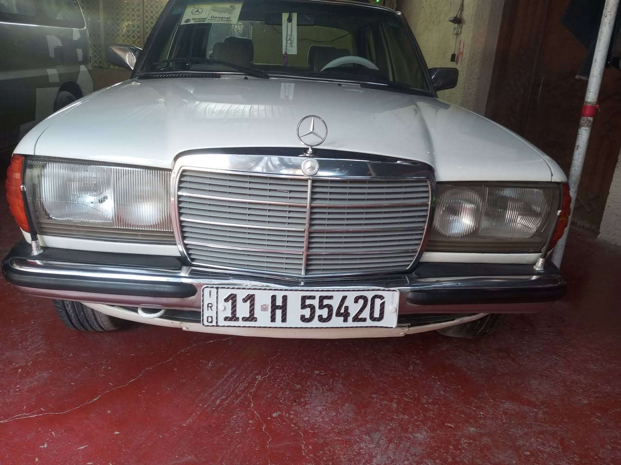 سلام عليكم من رخصه مدير الكروب مارسدس موديل 82 مكفوله مكينه وكير سعر 78 مكان بغداد بلديات اتصال عاله الرقم بس ***********
