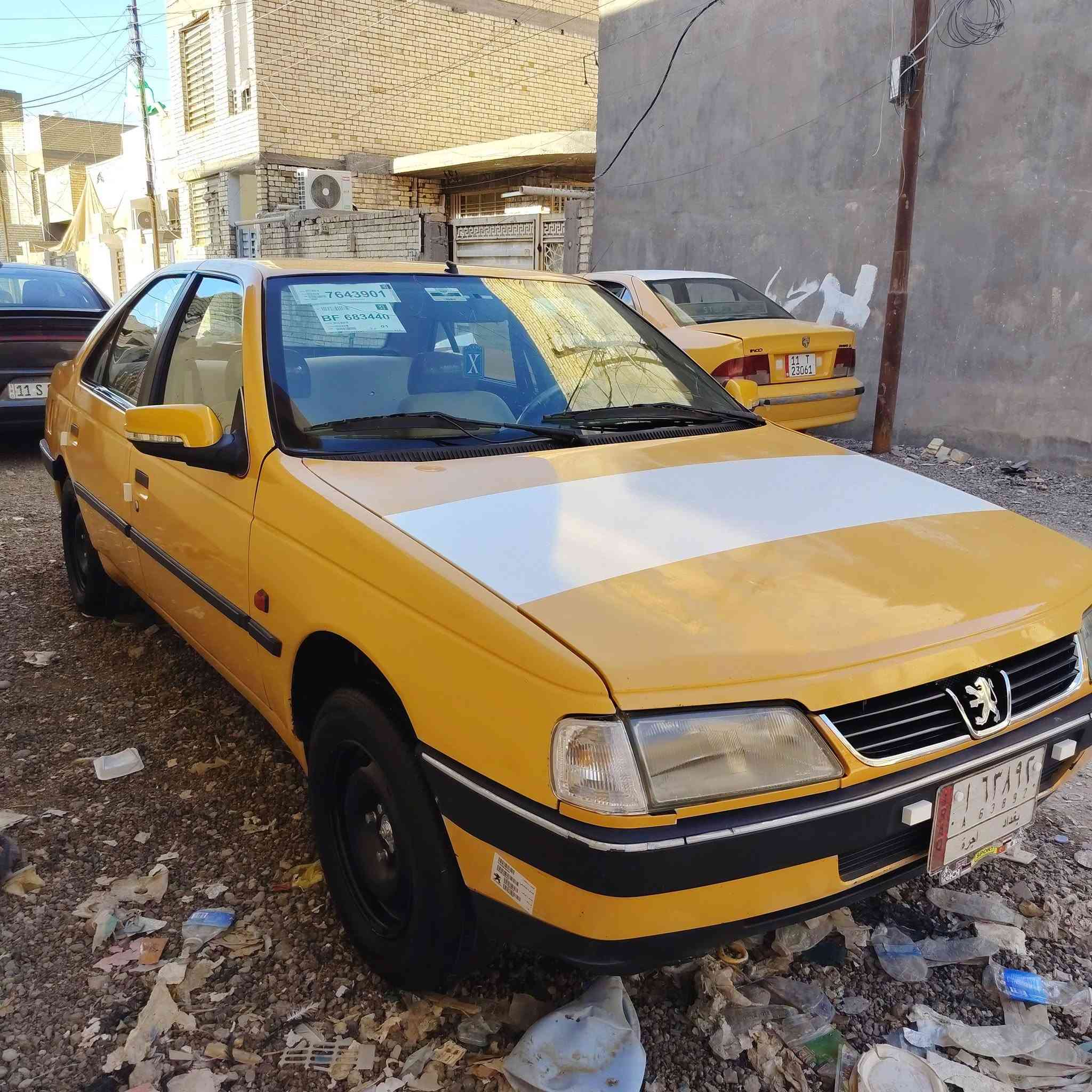 سلام عليكم بيجو مديل 11 امصفره هيئة وغرامات سنويه لل27  تحويل مباشر السياره مكفوله من ضربه وتبديل 
صبغ جاملغ خلفي بدون ضربه جديده وبل عافيه عل ياخذه لوك مكينه كير مكفولات كهربائيات كله شغاله عل ابلاد 
سنتر لوك شغال تبريد شغال شرط ثلج ❄ تخم تاير جديد
باتري جديد امدوشمه ارضيه وكشنات السياره ابلاديه غرفتهة 
جديده كلش ونصبتهة اتخبل ما مشتغله تكسي ابد 
عنواني بغداد الامين السعر 33$ وبيه مجال 

***********
