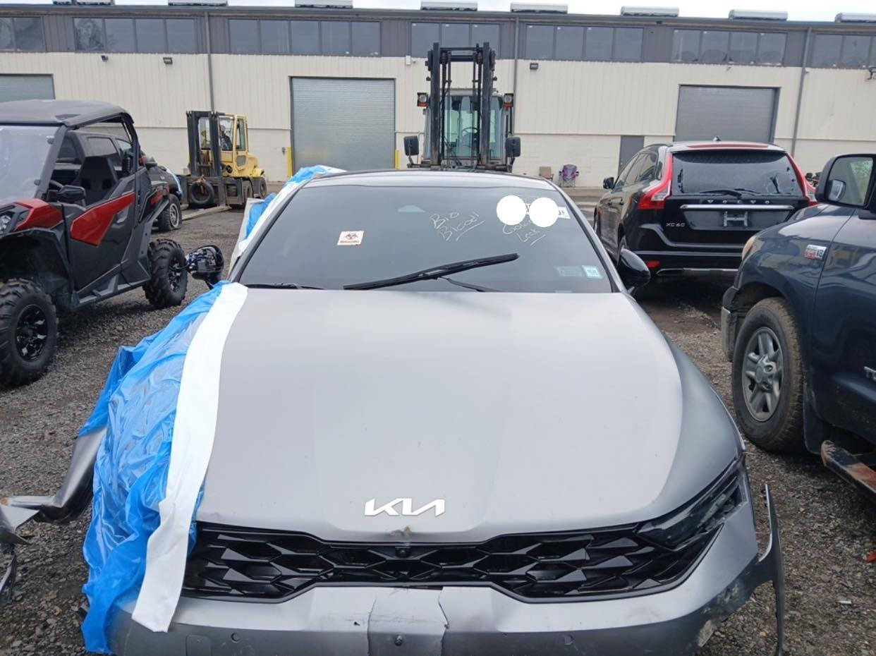 للبيع
K5 GT
2500T تيربو 
فول الفول مواصفات 
واصل بغداد على وضعها
حره سياره 
سعر 150 وبيها مجال 
***********
