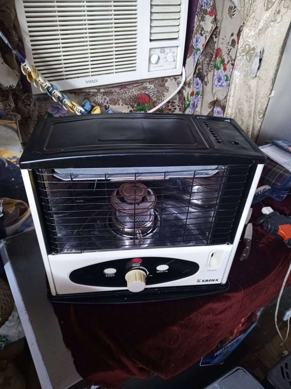 صوبات نفطيه كلش نضيفات ام الكلن كلهن ياباني  الكبار ب 70 
والصغار ب50 
الشراي يجي خاص او يتصل ***********
