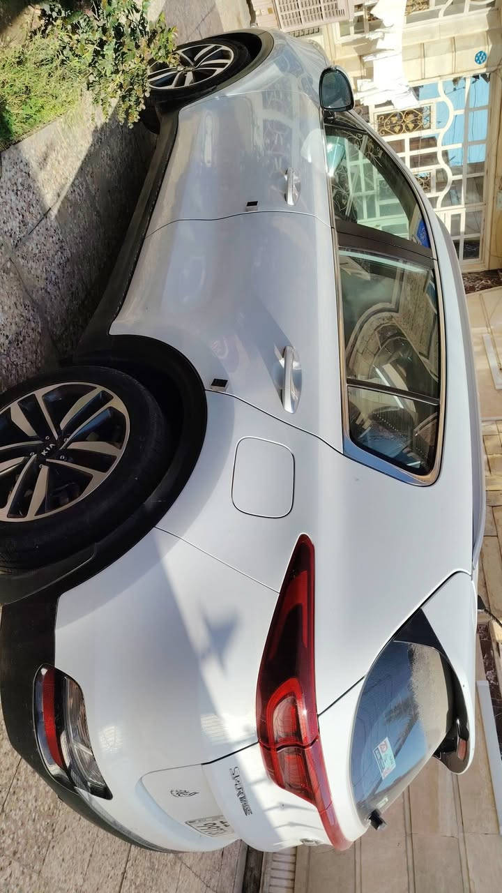 سبورتج خليجي كفالة عامة موديل ٢٠١٩ تحكم استيرن دوش أربعة دسك مسجل بلادي ماشية ٦٠ الف  كشنات مخمل وجلد داخل بيجي مكان السيارة الشعب السعر المطلوب ٢٠٥ وبية مجال رقم الهاتف ***********
