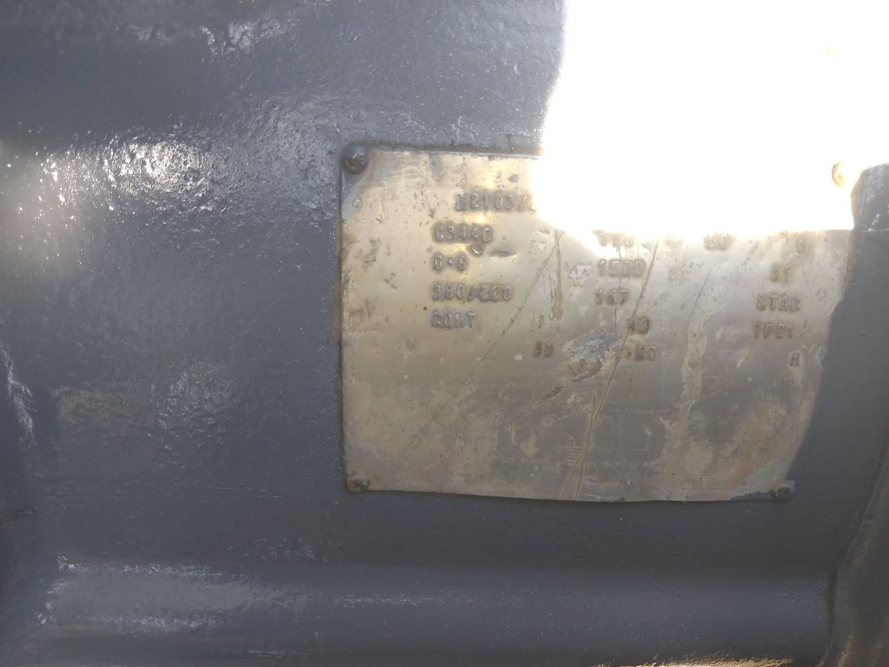 مولد كامنز 102 موبينة 110 kva تسليم على الحمل حالة ممتازة جدا للتواصل 01222842297 /01095543420


**إذا كنت صاحب هذا الإعلان وتريد حذفه لأي سبب، رجاءا أرسل رسالة إلى الدعم الفني**