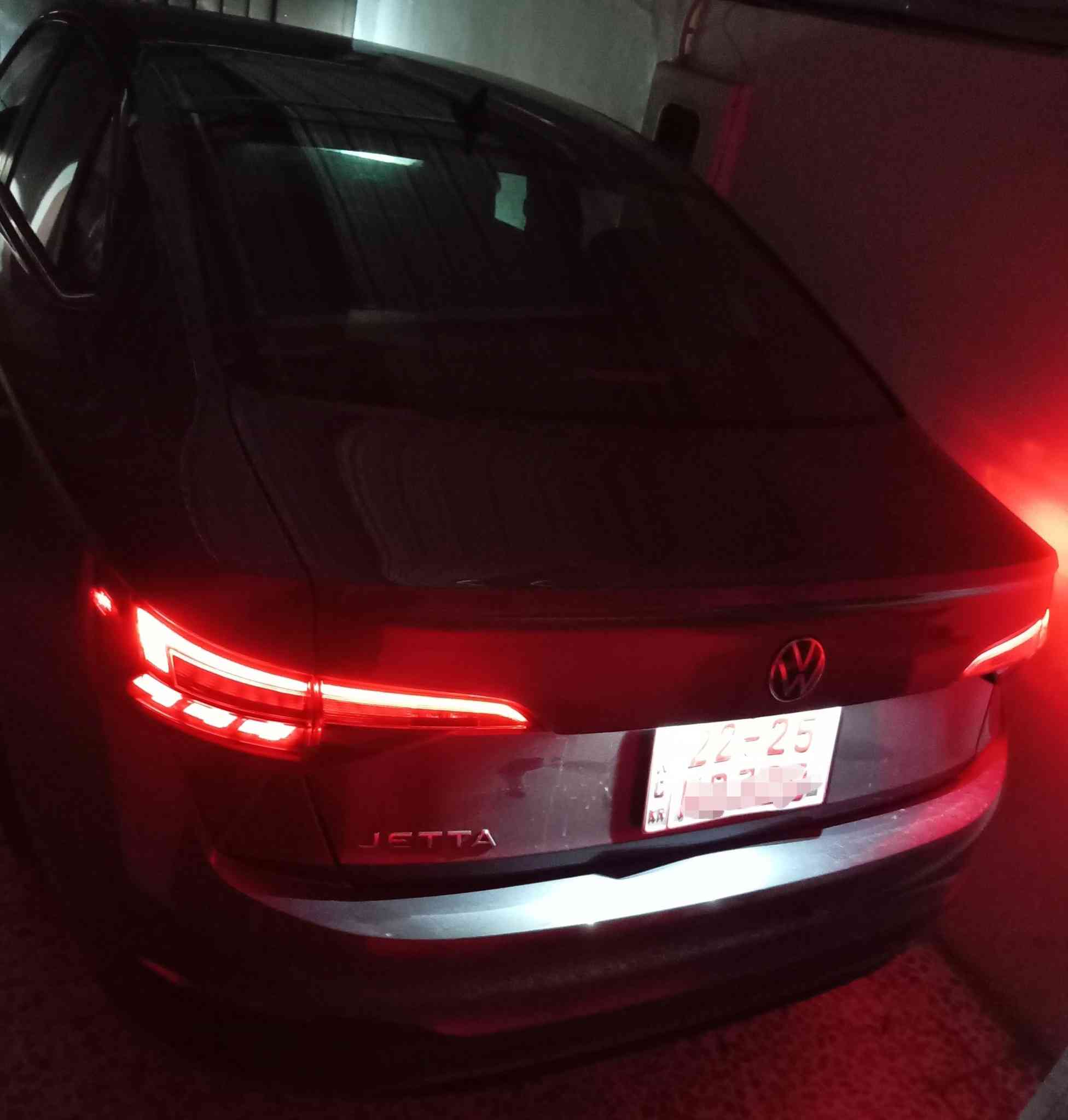 جيتا2024
السياره كاتي تترقم أربيل ادهوك

فئه S

وارد امريكي 

شاشه كيج ديجيتال

هندبريك بصمه

شاشه داخليه بلاديه

لايت زينون بلادي

بك لايت ليد

رادار امامي

رادار جانبي

اطفاء  وتشغيل ذاتي عند الوقوف

اوتو ستوب

داخل اسود

مثبت سرعه 

تحديد مسار  

ماشيه  31

بعد هواي مواصفات 

مكان السياره موصل

***********

***********
