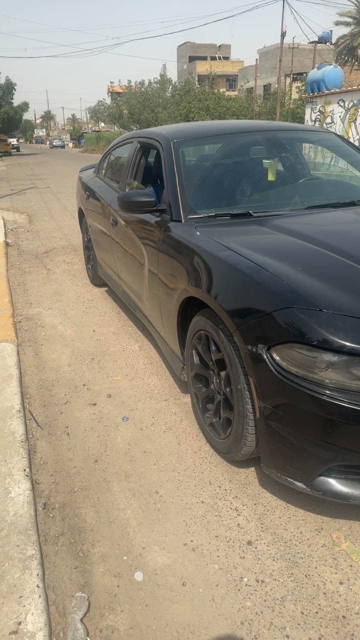 اعادة النشر بسبب الوعود الكاذبه و تخفيض السعر

سلام عليكم شباب بيع او مراوس راس براس بدون فرق 
دوج جارجر sxt 2018 معوقين معفية من الكمرك 
و الضريبة و الرقم بدون تسجيل بعدها ضبارة  
شاشة جبيرة تبريد تخم تاير امامي خلفي جديد 
 دكسات امامي خلفي جديد صدر تعبان امامي خلفي 
ضرر السيارة صفحه السايق من عدى جاملغ الخلفي 
مصبوغه عام 
ملاحضة اخوان السيارة بعدها ضبارة بدون سنوية بدون ارقام 
بعدها منفيس و اوراق السيارة موديل 2018 دخول 2020
مكان السيارة بغداد - الحبيبية 
رقم للاتصال : ***********
 حيدر سعد 
السعر 80 بغداد, العراق
