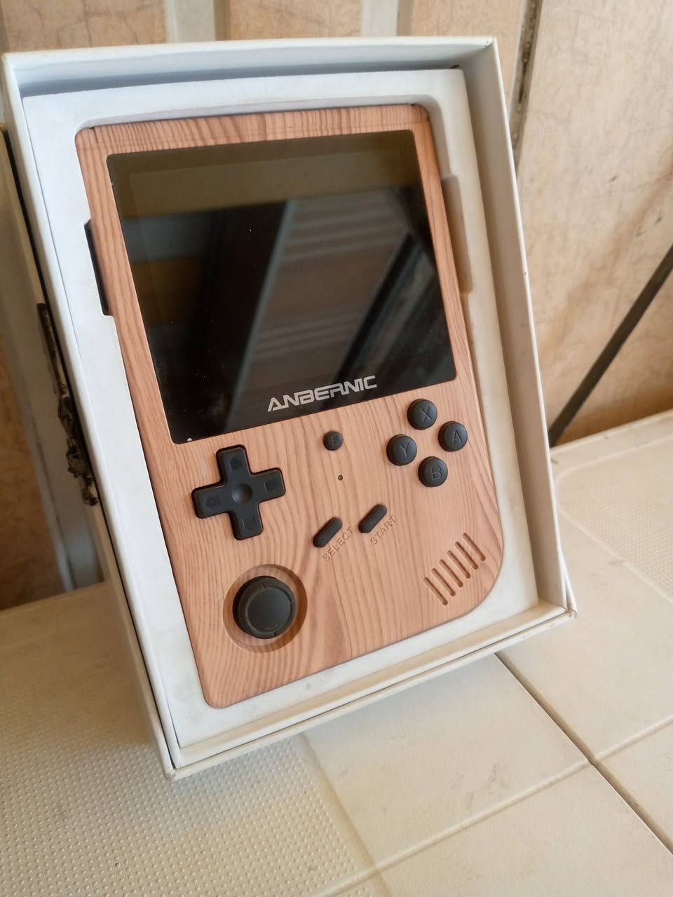 ANBERNICRG351 V .
رام ٦٤ كيكا .
للتواصل . *********** .
