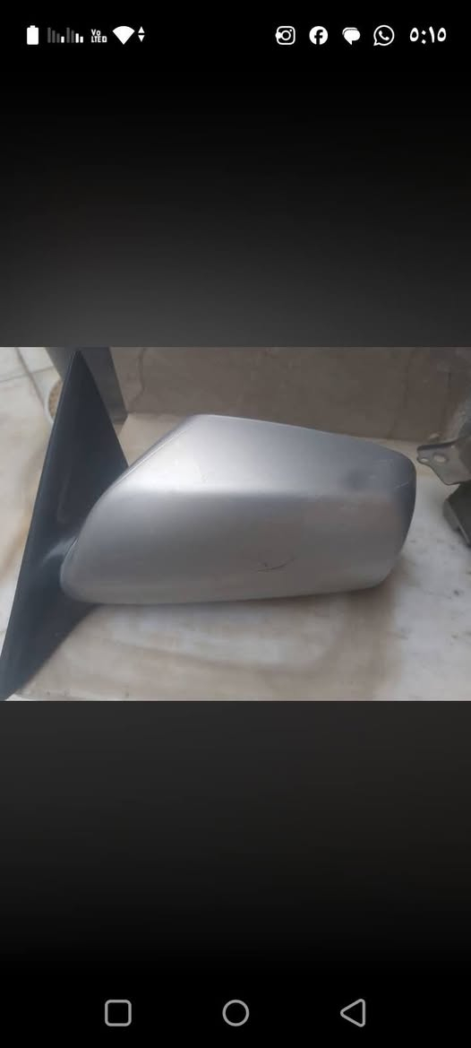 السلام عليكم عندي مرايه جانبيه ومسجل راديو اصليات مال كامري للبيع مكاني كربلاء للاتصال ***********
