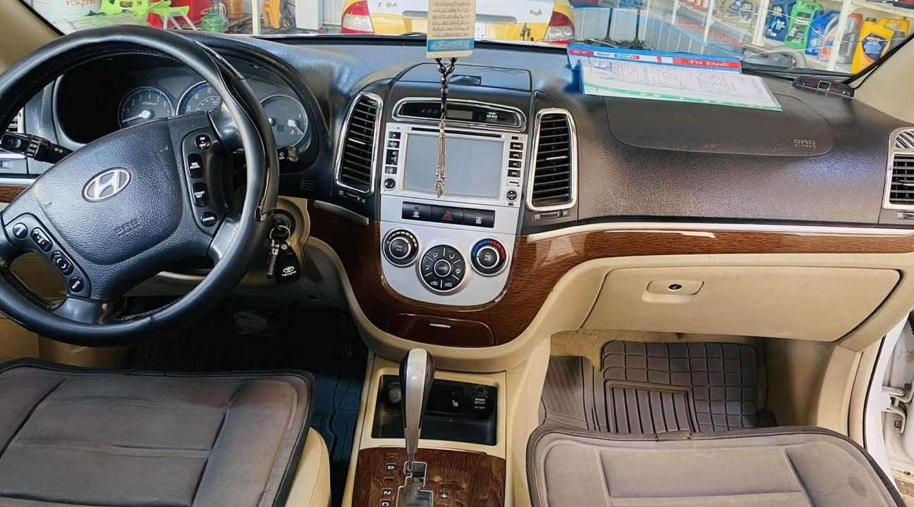 سنتافيا 2007 رقم بابل باسمي محرك 6 سلندر 2700 جاهزة تخم تاير تبريد كير محرك  بيها جاملغ وبنيد صبغ  فقط  107 $ بيع او مراوس بسورينتو
بابل حي المهندسين ***********
