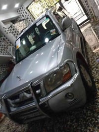 باجيرو  ٢٠٠٥ مكينة ٣٠٠خليجي ٧راكب ٣قطع تبريد السعر ٩٠ مكانات صبغ ابيع ...